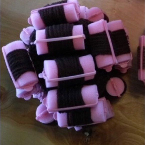 Knitted curlers prop - Picture 1 of 3